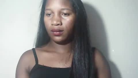 lovelylarra online show from April 2026 09:42:01 PM