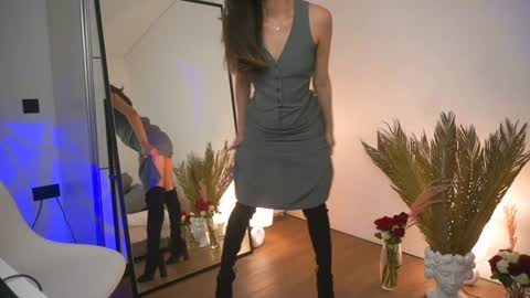 Snapshot of lovelynightt chatting on February 2025 06:01:01 PM kim online show from February 2025 06:01:01 PM