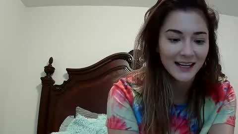 Queen Aria  online show from December 2025 06:37:02 PM