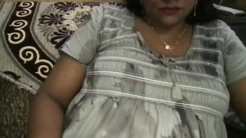 Snapshot of lovelyrose36 chatting on June 2026 05:57:01 AM lovelyrose36 online show from June 2026 05:57:01 AM