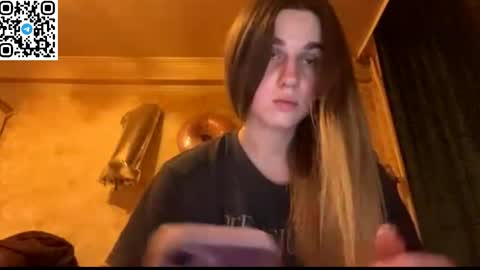 ELA online show from April 2026 07:37:01 PM