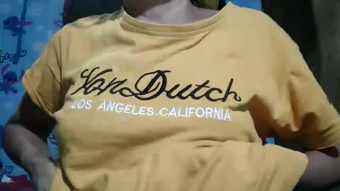 Snapshot of lovelysweetie4u chatting on January 2026 03:38:01 PM eunice online show from January 2026 03:38:01 PM