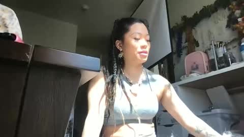 lovelyxmacii online show from March 2026 07:42:02 PM