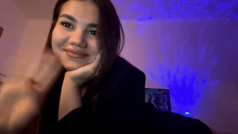 Kalie online show from November 2025 04:18:02 PM