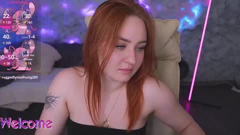 Snapshot of lovelyybell chatting on February 2025 10:12:01 AM B E L L online show from February 2025 10:12:01 AM