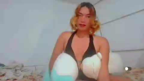 Snapshot of lovemarie120398 chatting on July 2026 04:42:01 AM lovemarie120398 online show from July 2026 04:42:01 AM