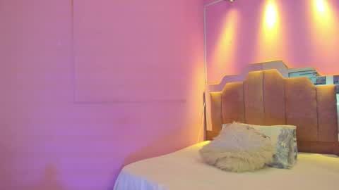 L O V E  online show from February 2026 11:50:01 AM