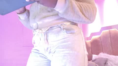 Snapshot of lovequeen02 chatting on April 2026 12:07:02 PM L O V E online show from April 2026 12:07:02 PM