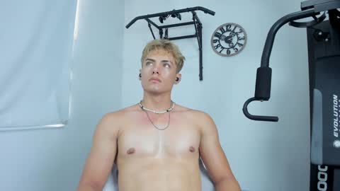 Snapshot of lover_fitnessboy chatting on February 2025 07:18:02 PM kevin online show from February 2025 07:18:02 PM