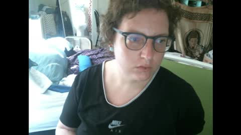 loverbee2727 online show from May 2026 09:56:02 PM