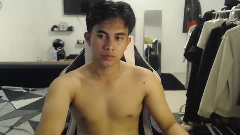 loverboyph04 online show from December 2025 08:54:01 AM