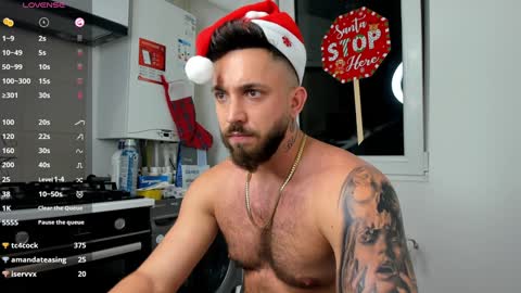 Snapshot of lovermike_ chatting on December 2024 10:28:01 PM Mike online show from December 2024 10:28:01 PM