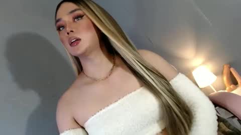 lovers moon22 online show from December 2024 02:12:02 AM