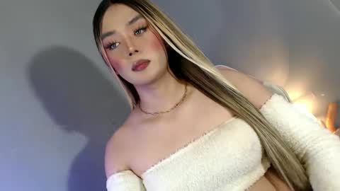 lovers moon22 online show from February 2025 11:15:02 PM