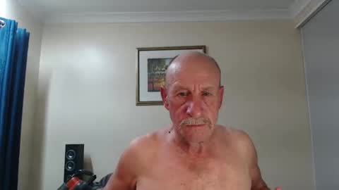 Lovesblackazz online show from April 2026 10:28:02 AM