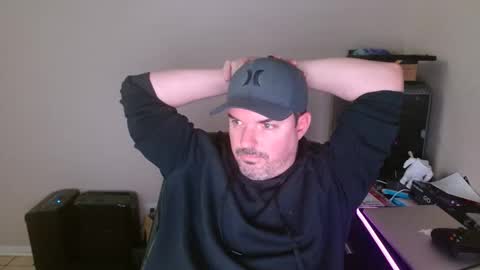 Snapshot of lovetofps chatting on February 2026 02:26:01 AM Love2Game online show from February 2026 02:26:01 AM