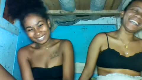 loveyou751 online show from April 2026 10:48:02 PM