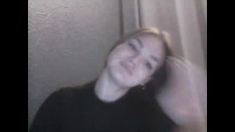 Snapshot of loviesimone chatting on October 2025 10:38:01 PM loviesimone online show from October 2025 10:38:01 PM