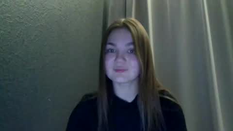 Snapshot of loviesimone chatting on November 2025 09:03:02 PM loviesimone online show from November 2025 09:03:02 PM