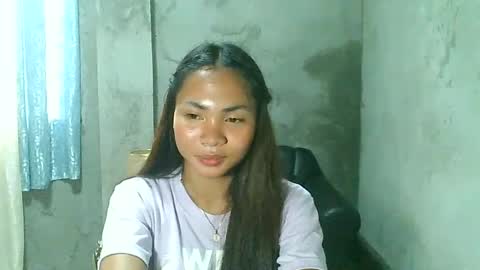 Snapshot of loving_rhean chatting on March 2025 05:27:02 AM loving_rhean online show from March 2025 05:27:02 AM