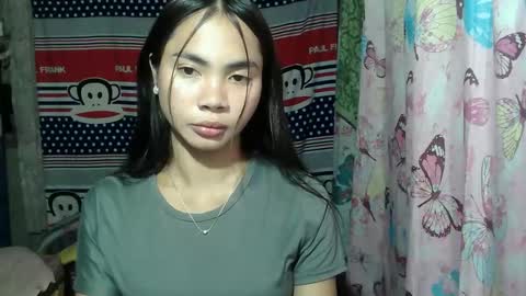 Snapshot of loving_rhean chatting on May 2026 04:02:02 PM loving_rhean online show from May 2026 04:02:02 PM