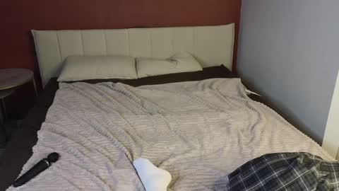 Snapshot of lovvingwhisperr chatting on April 2026 01:21:01 AM Erika online show from April 2026 01:21:01 AM