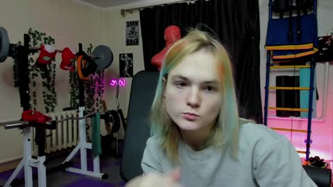 Snapshot of loyasteve chatting on December 2024 08:29:01 AM VECTORSTEVEPVT IS OPEN online show from December 2024 08:29:01 AM