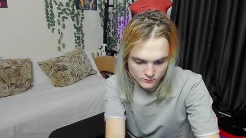 Snapshot of loyasteve chatting on January 2025 09:24:01 AM VECTORSTEVEPVT IS OPEN online show from January 2025 09:24:01 AM