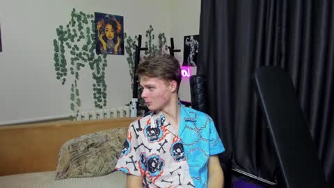 Snapshot of loyasteve chatting on January 2025 05:51:01 PM VECTORSTEVEPVT IS OPEN online show from January 2025 05:51:01 PM