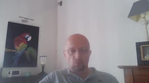 Snapshot of lrda49 chatting on April 2026 07:09:02 AM Espigle online show from April 2026 07:09:02 AM