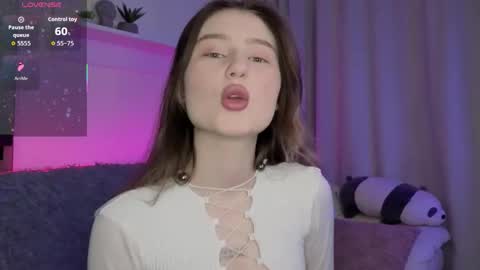 Lua online show from March 2026 10:02:02 PM