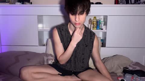 luan online show from November 2025 03:08:02 AM