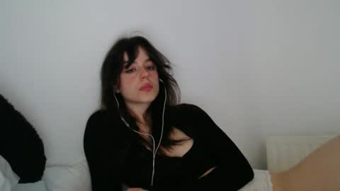 luana online show from March 2026 10:14:02 PM