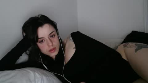 luana online show from April 2026 09:27:01 PM