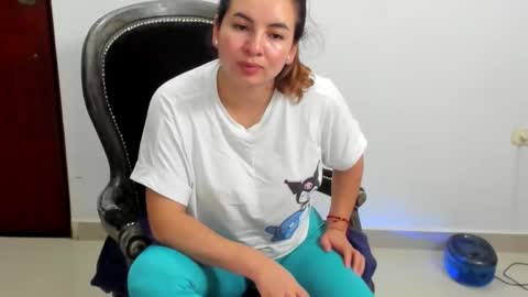 luara__01__lecat_1 online show from December 2025 01:24:02 AM