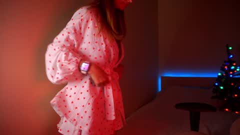 Luba online show from December 2024 08:25:02 PM