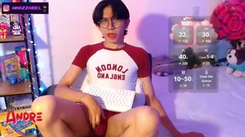 Snapshot of luca_frost chatting on April 2026 08:30:02 AM Luca online show from April 2026 08:30:02 AM