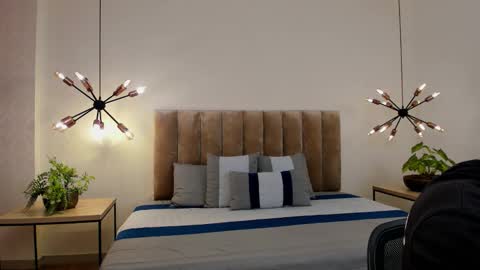 luca_morettii online show from September 2025 12:19:01 PM