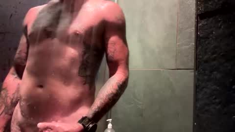 Snapshot of luca_steele chatting on April 2026 07:03:01 PM luca_steele online show from April 2026 07:03:01 PM