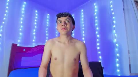 Lukas online show from October 2025 06:49:01 PM