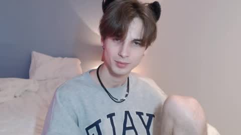 lucacharm online show from December 2024 01:29:02 AM