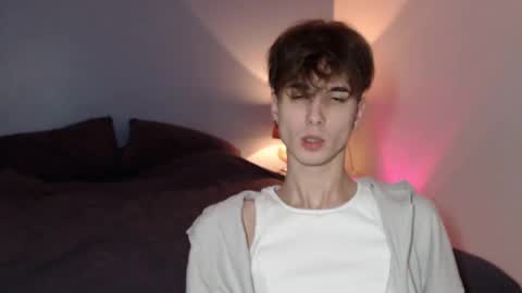 lucacharm online show from January 2025 03:34:02 AM