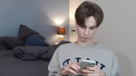 lucacharm online show from February 2025 06:29:02 PM