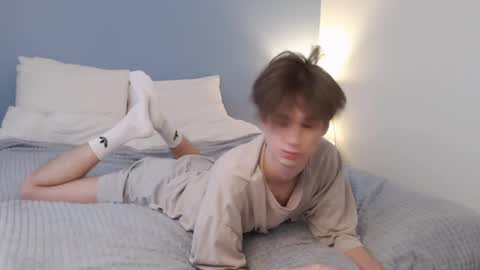 lucacharm online show from March 2025 07:19:01 AM