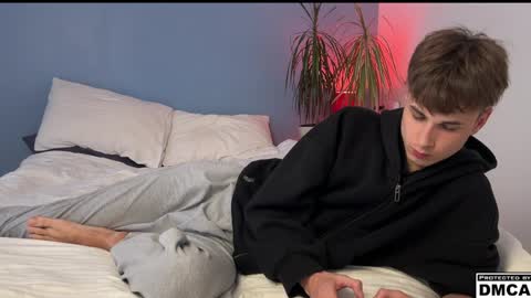 Snapshot of lucacharm chatting on April 2026 03:48:01 AM lucacharm online show from April 2026 03:48:01 AM