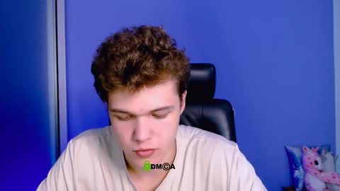 lucas_long_ online show from September 2025 01:25:02 PM