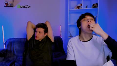 lucas_long_ online show from November 2025 08:00:01 PM