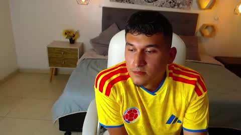 lucas morenty online show from July 2026 08:48:01 PM