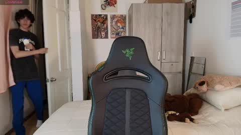 lucas_xo online show from April 2026 02:53:02 AM