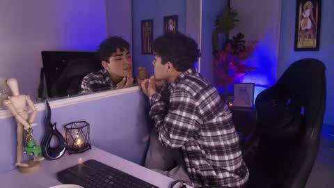 lucascarterr online show from September 2025 05:18:02 AM